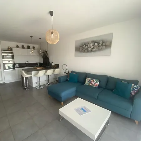 T2 Avec Piscine Apartament